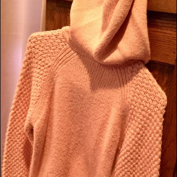 Sweater - Picture 6 of 7